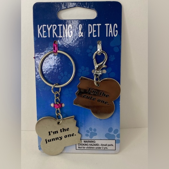 Keyring & pet tag I’m the funny one/ I’m the cute one - Picture 6 of 6